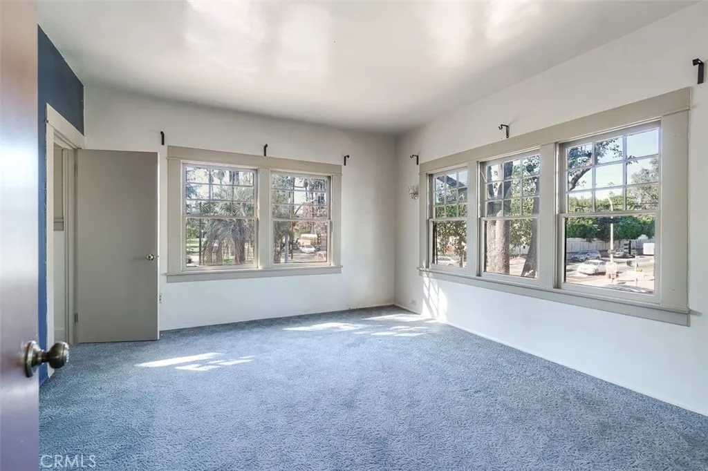 584 Saint John, Pasadena, California 91105 home-pic-33